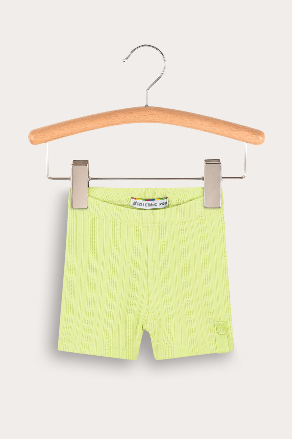 Short de tela acanalada (rib) ajustado