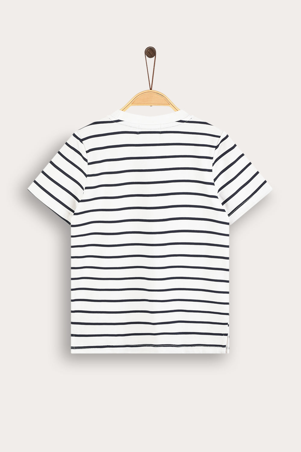 Playera de rayas para niño con logo