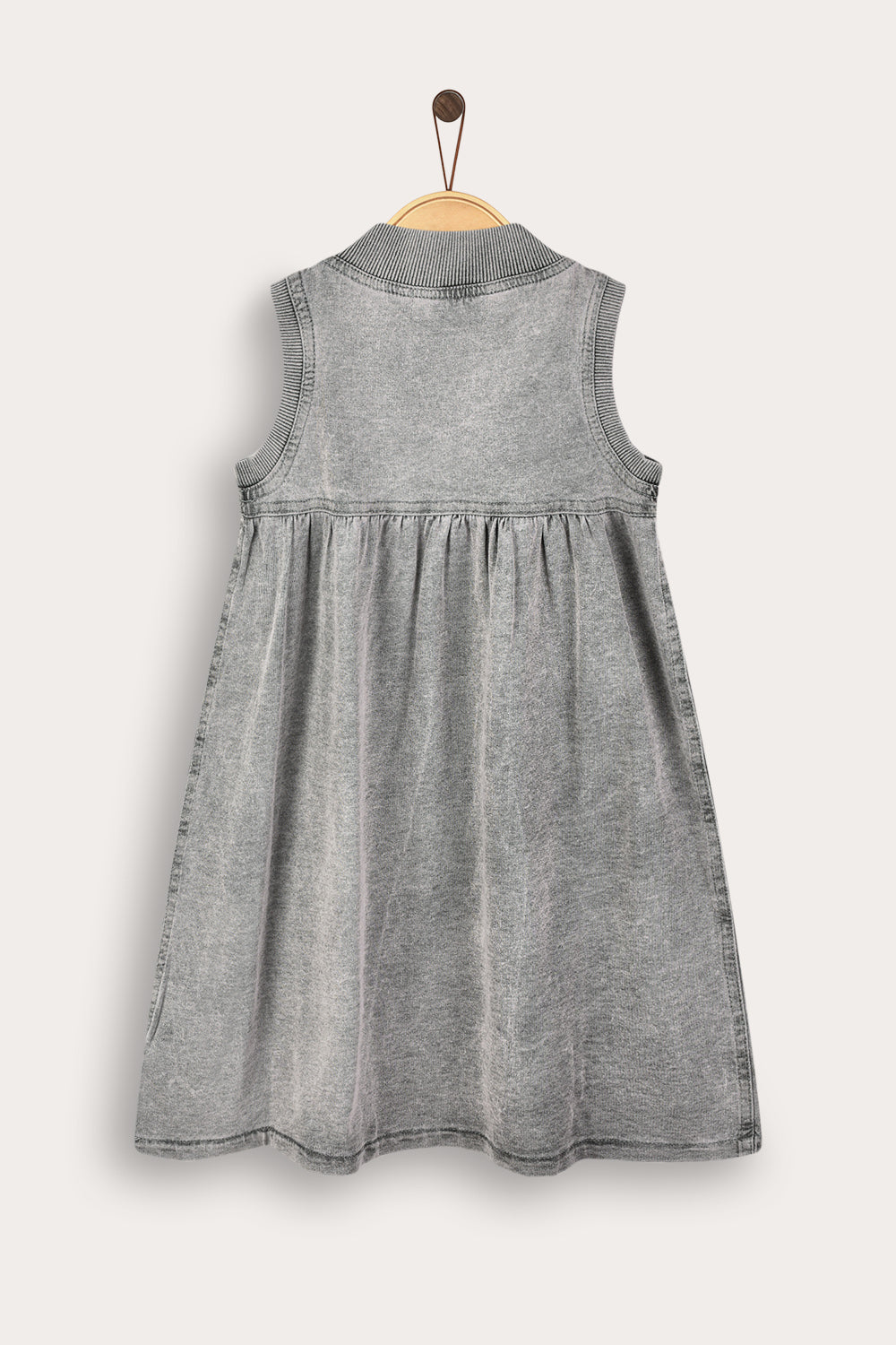 Vestido con simbolo