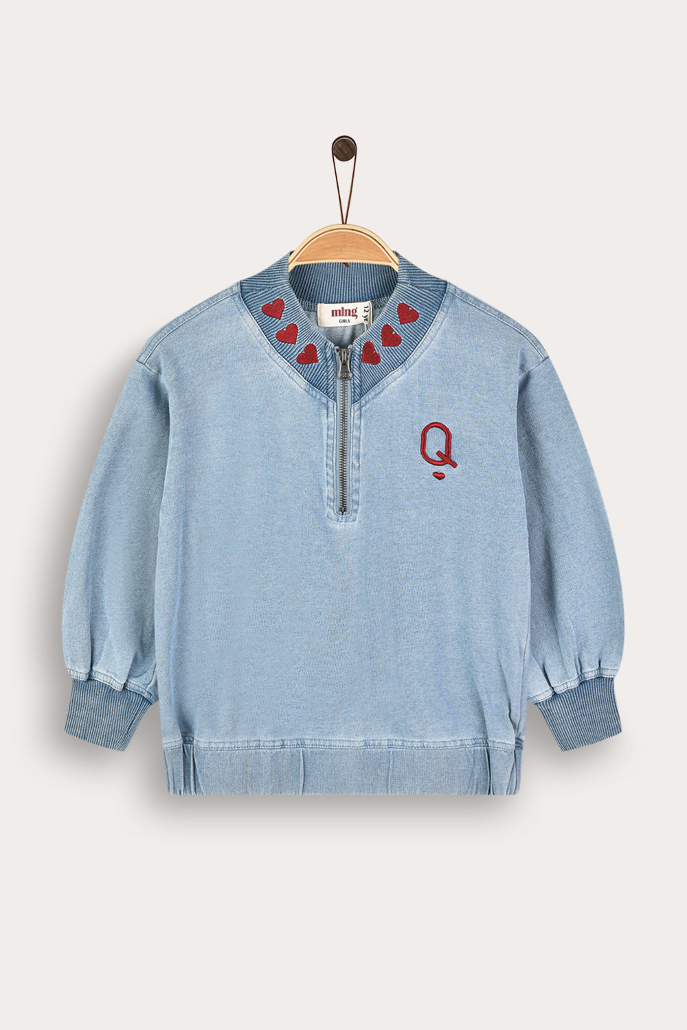 Sudadera detalle corazones