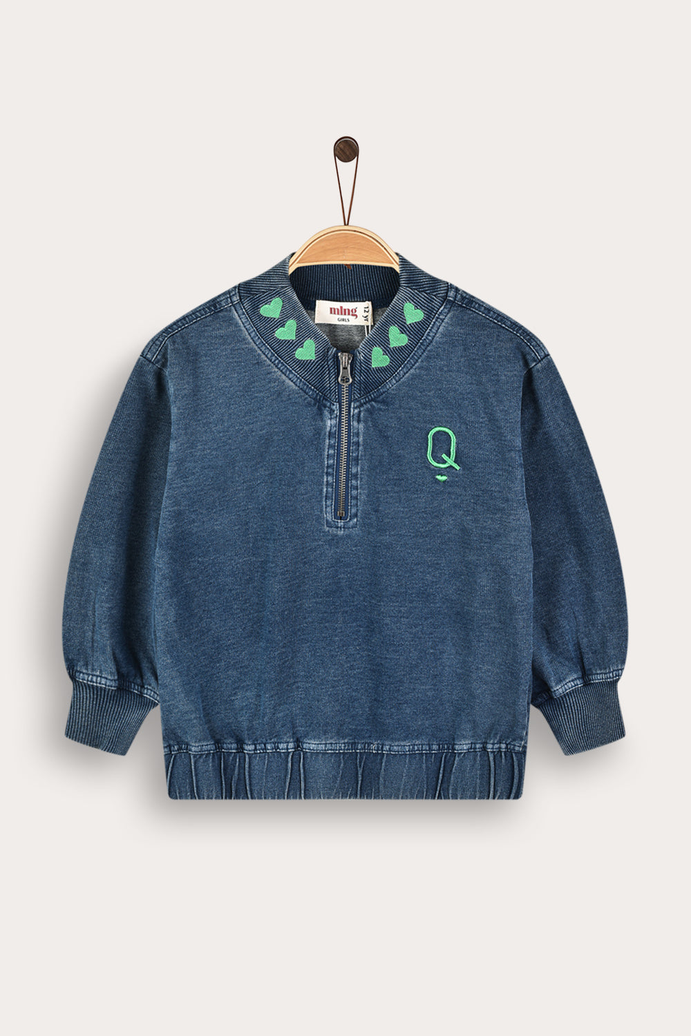 Sudadera detalle corazones