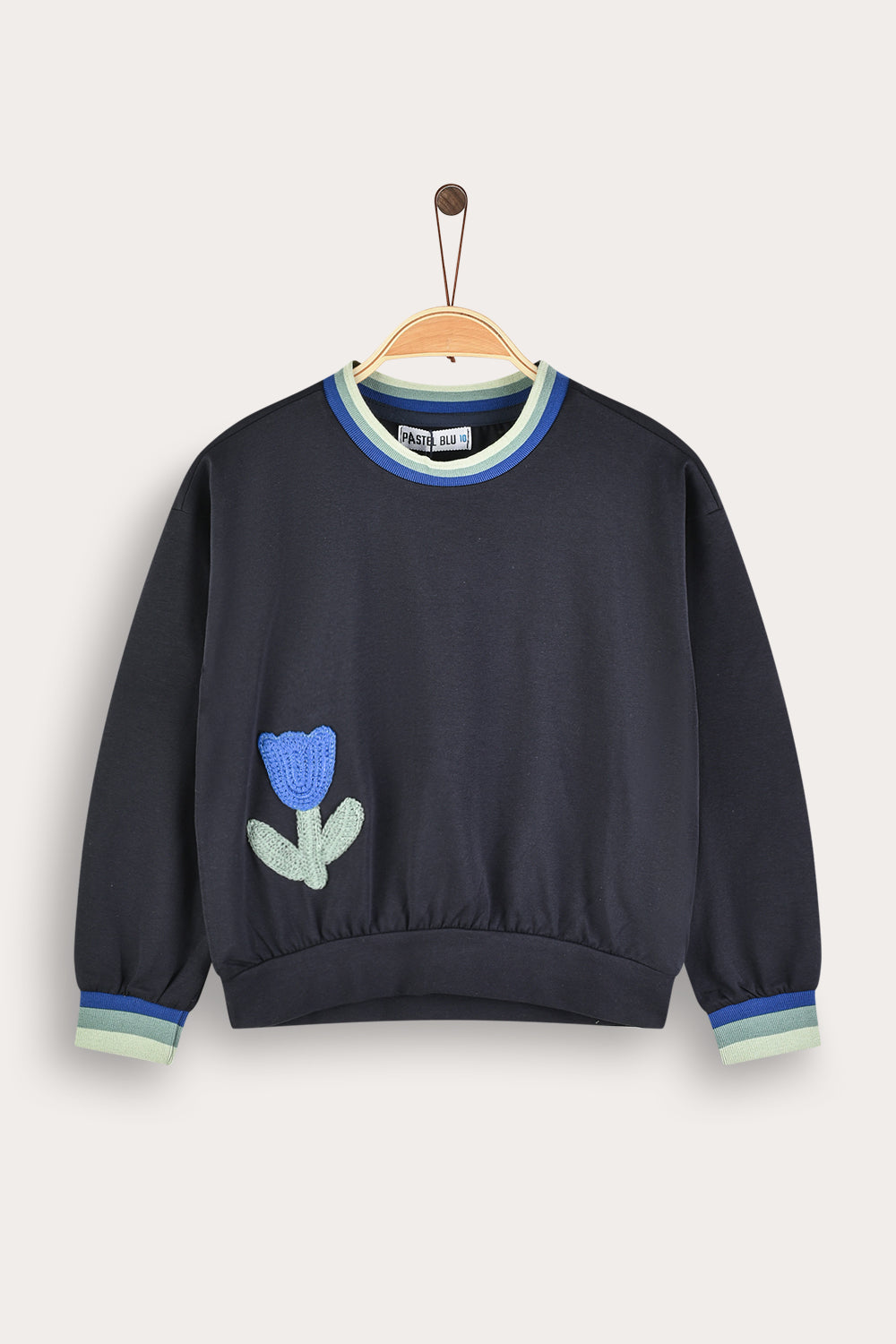 Sueter con flor