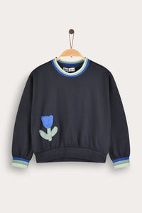 Sueter con flor